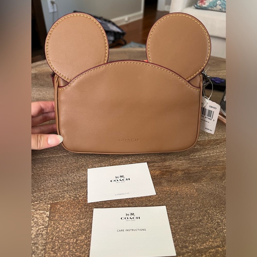 NWT COACH Mickey Leather Ear Wristlet-QB/Saddle